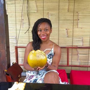 Meet your Posher, Dania